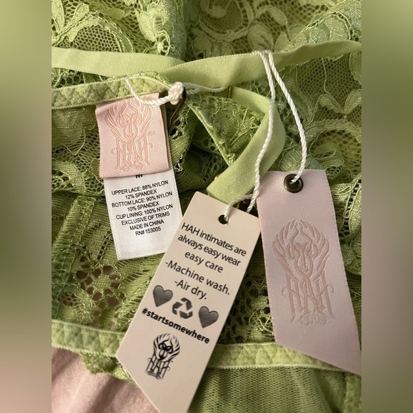 Revolve We Are HaH "Comin In Haht" Medium Lace Stretch Bodysuit Lime Green NWT - Picture 5 of 5